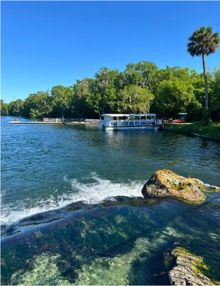 guided boat tours De Leon Springs